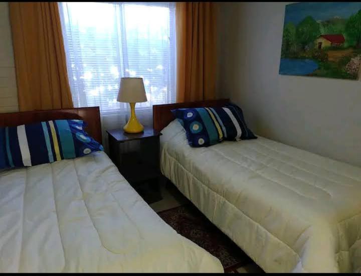 Hostal Renca, Casa Hotel Сантьяго Экстерьер фото
