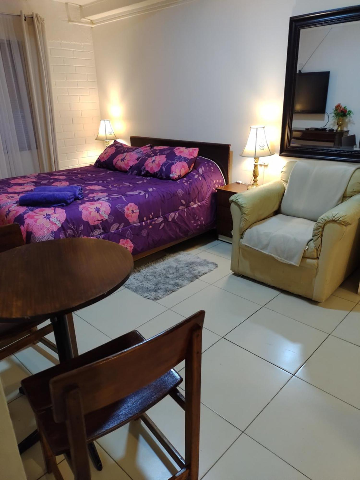 Hostal Renca, Casa Hotel Сантьяго Экстерьер фото